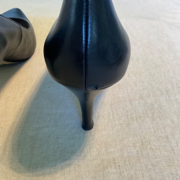 Cole Haan leather pumps - Picture 6 of 8
